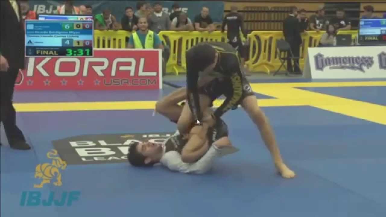 Joao Miyao - 1 leg x back take attempt