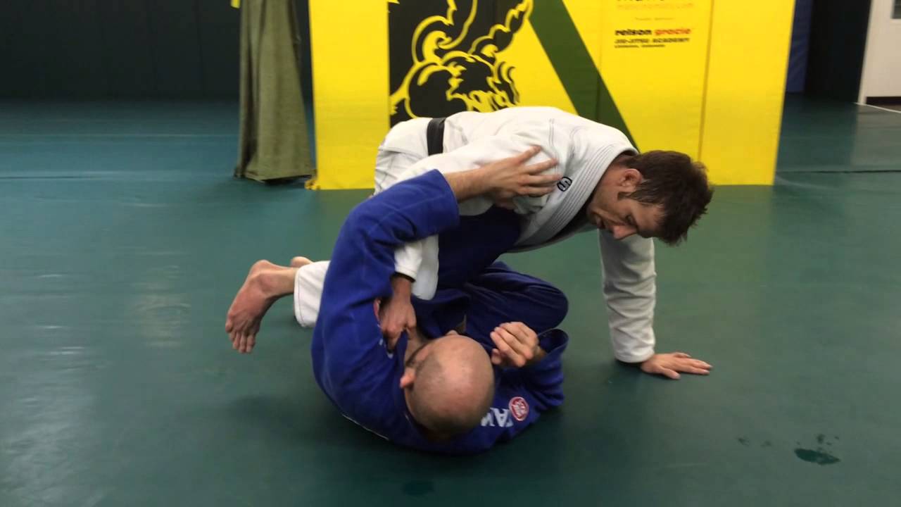 Guard pass straight to triangle choke