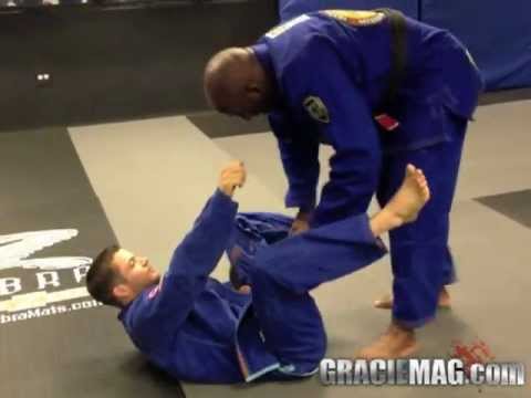 GRACIEMAG.com: Learn an Armbar Technique with Professor Lloyd Irvin