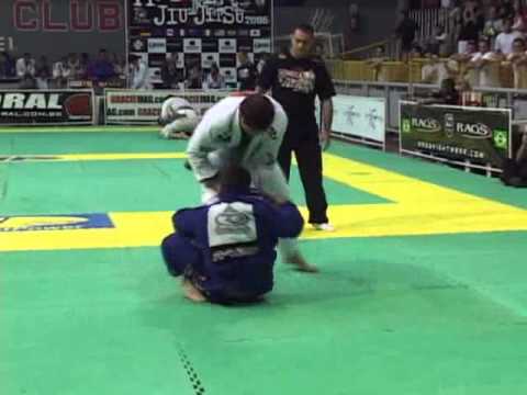 roger gracie vs saulo ribeiro 2005