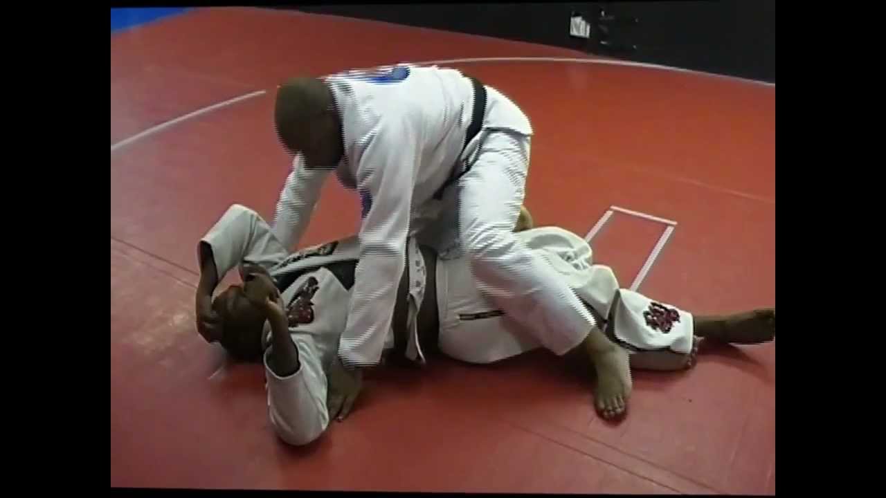 Bruno Bastos Half-Guard Pass