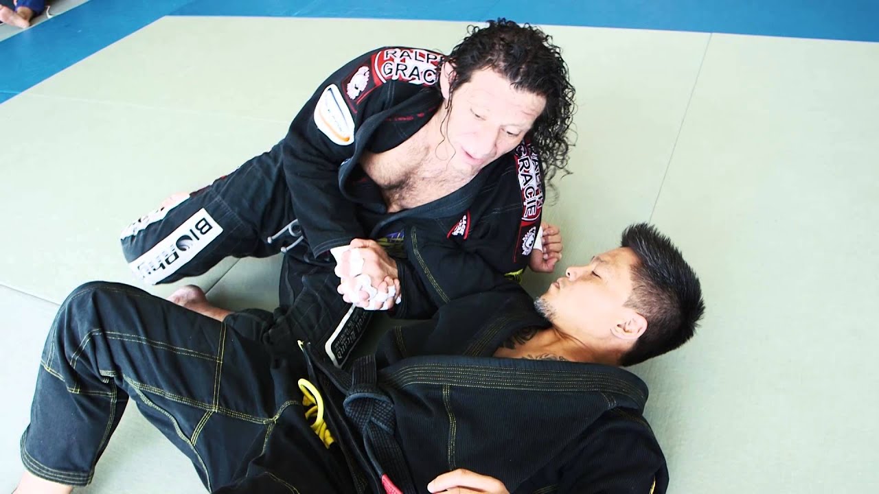 Kurt Osiander's Move of the Week - Half Guard Sweep + Armlock
