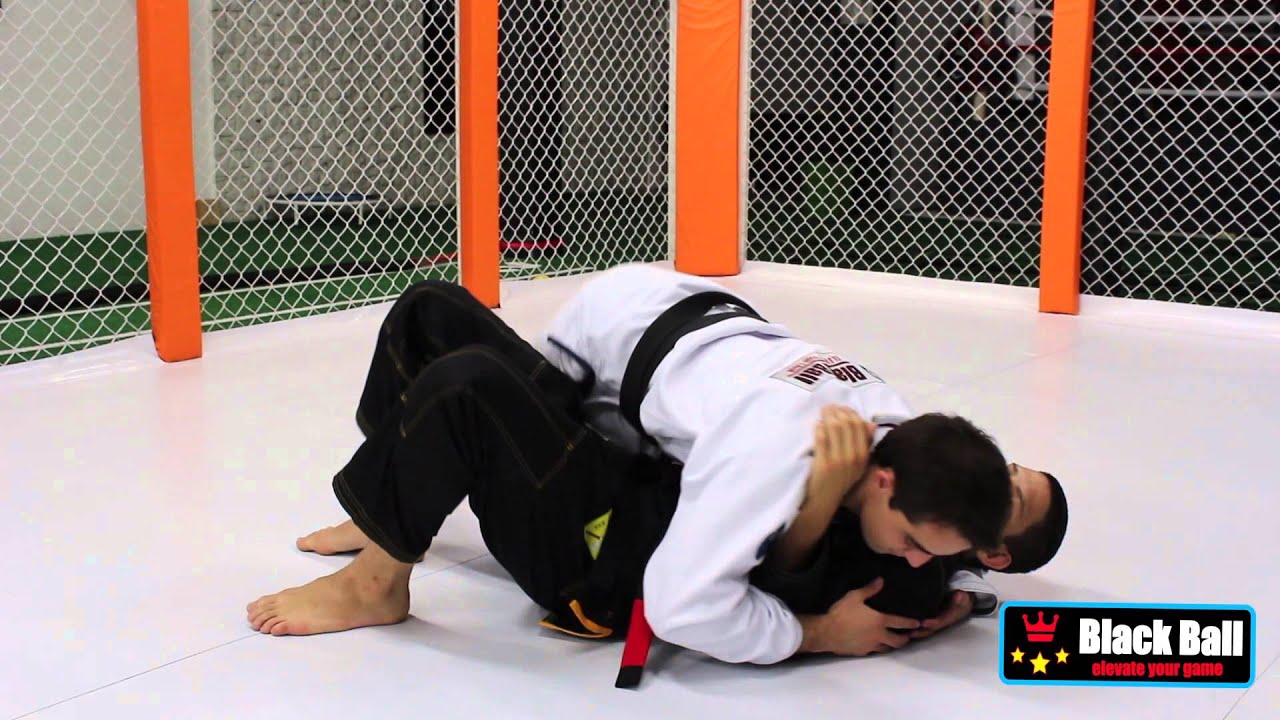 BLACKBALL VIDEOS TIO CHICO DEMONSTRA FINALIZAÇÃO SAINDO DO 100KG jiu-jitsu