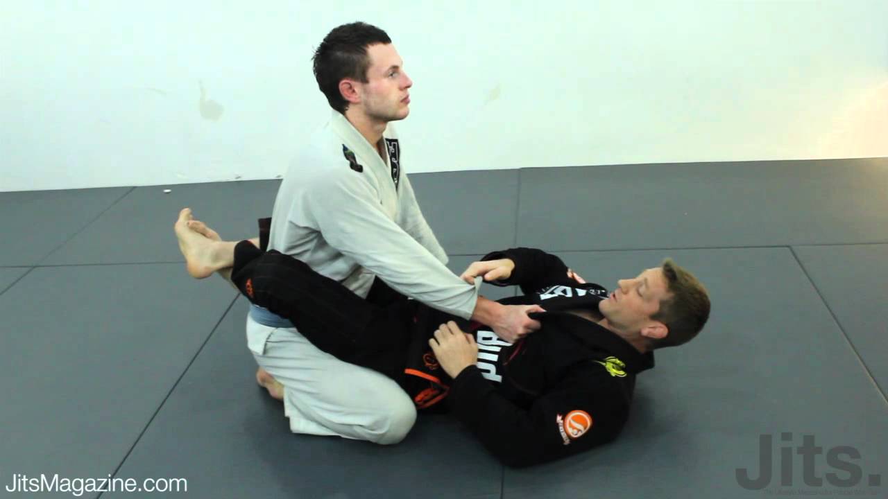 Kimura Closed Guard Sequence - Dennis Asche - Part 1 - Jits Magazine