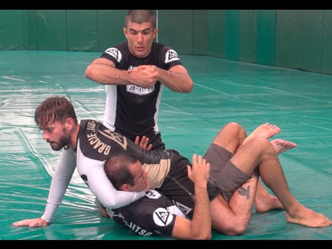 Rockhold's One-handed Guillotine! (Gracie Breakdown feat. CM Punk)