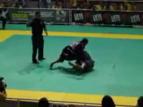 Nino Schembri vs Andre Galvao