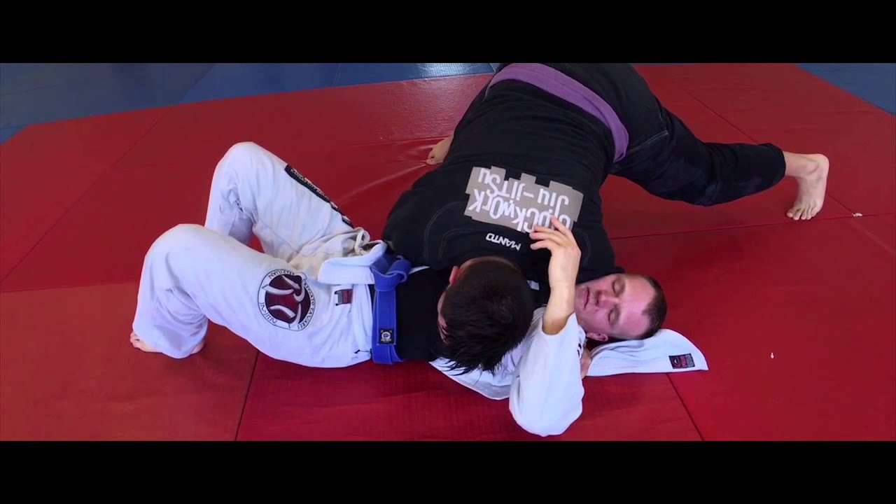BJJ Techniques | Pirate Presents: Lapel Transition to Back Control