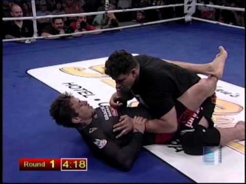 Renato "Babalu" Sobral vs Frank Mir (submission wrestling)