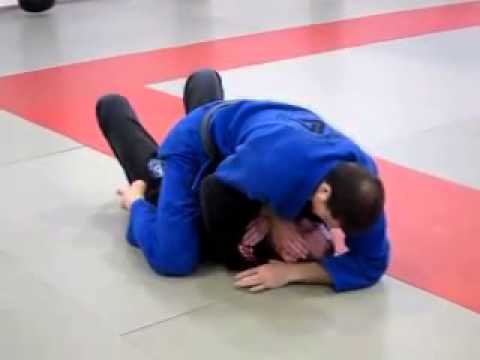 Mississauga BJJ | Roger Gracie cross choke #2