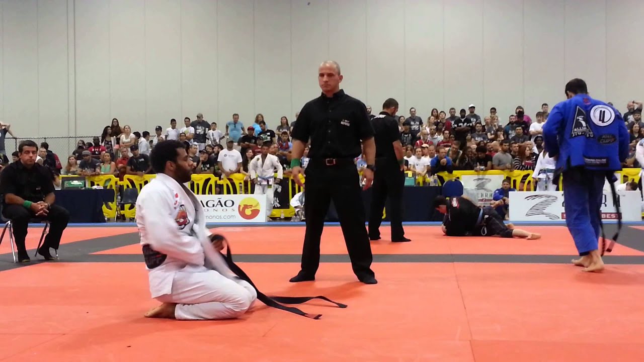 Black Adult Middle Final - Lucas Lepri vs Vitor Oliveira - Atlanta IO 2013