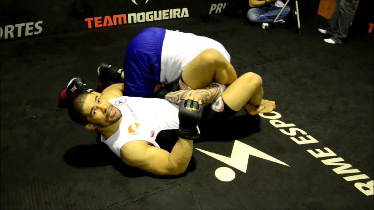 Pegue a omoplata e saia no armlock com Rousimar Toquinho