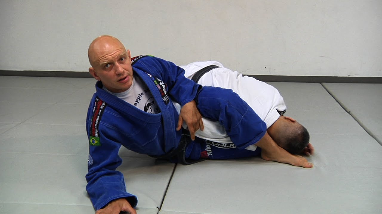 The Omoplata vs the Marceloplata vs the Baratoplata.