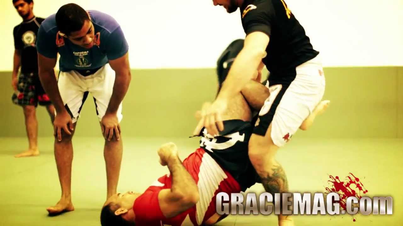 GRACIEMAG#01 THE GENERAL IS BACK