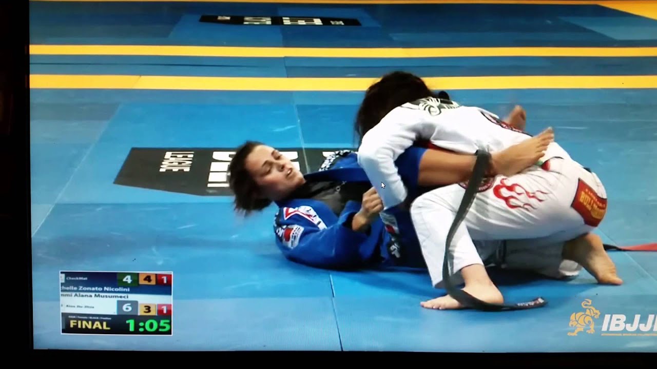 Nicolini breaks Musumeci's arm