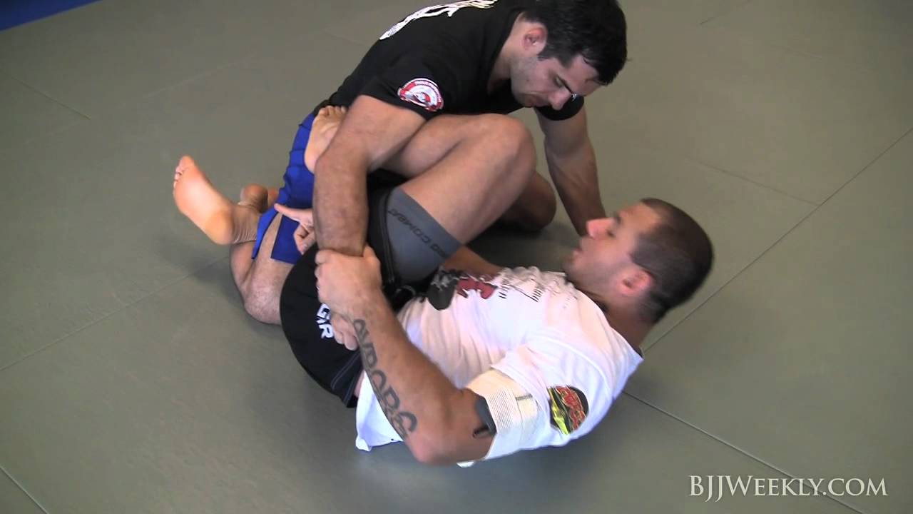 Roberto "Cyborg" Abreu - Half Guard Straight Arm Lock - BJJ Weekly #077