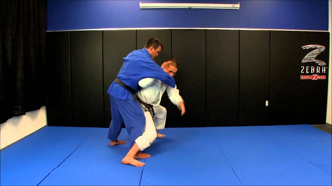 The Takedown Blueprint - Tai otoshi by Travis Stevens