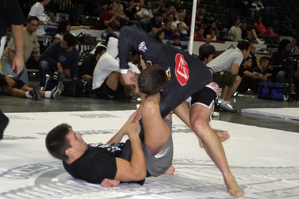Demian Maia submitting Flavio Almeida