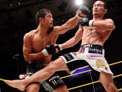 DEEP recognized Katsunori Kikuno (right) controlled this bout against Yasuaki Kishimoto (left) and awarded Kikuno with W.