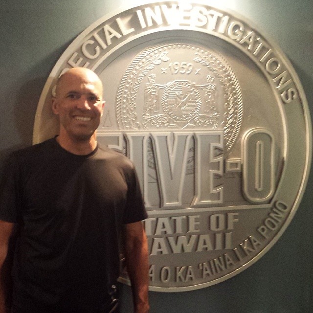 Royce at the set of the hit Hawaii 5-0