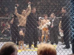 BJ Penn November 2001 UFC 34 wins against Caol Uno